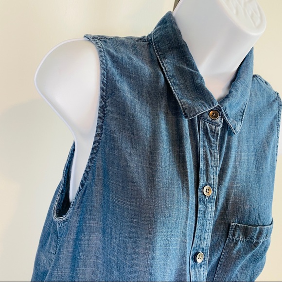 Banana Republic Sleeveless Pleated Back Collared Shirt Size S - Picture 3 of 8